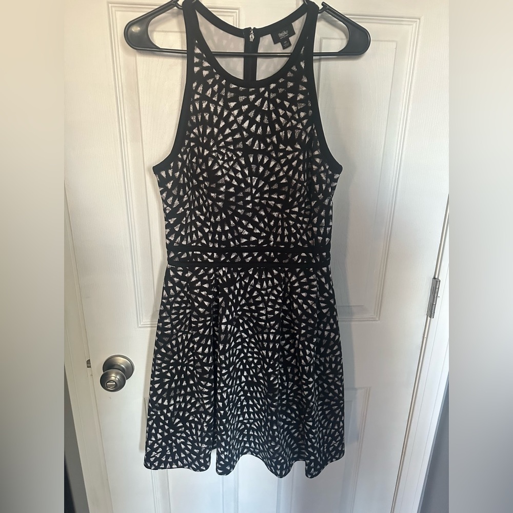 Women’s casual dress